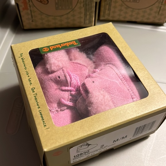 Timberland Infant Shearling crib booties boot shoe pink Girls Size 2 Baby 6-9 Mo - Picture 10 of 11
